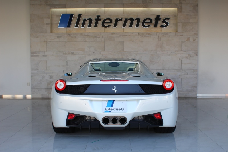 フェラーリ 458スパイダー ディーラー車 OP総額￥11,732,000