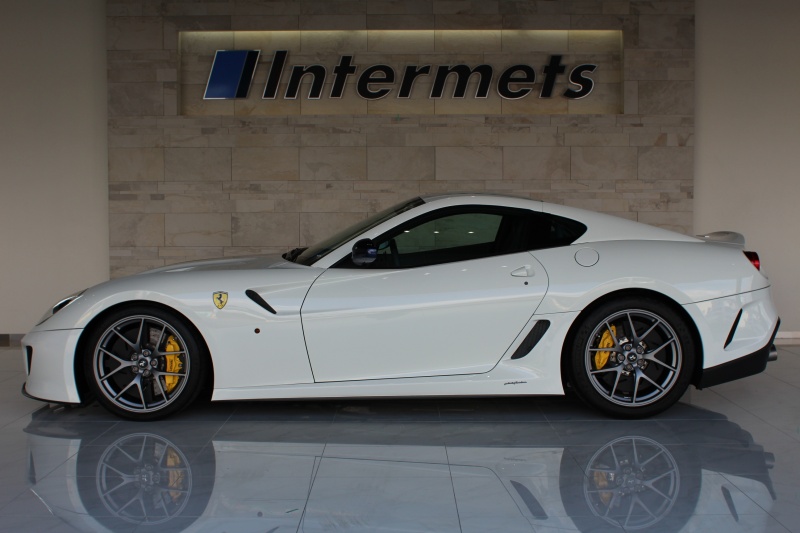 フェラーリ 599 GTO ディーラー車 中古車 情報 | インターメッツ