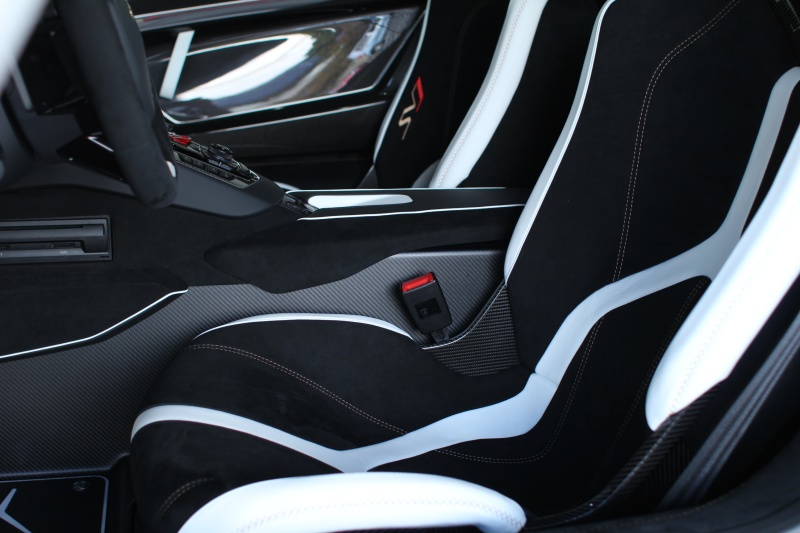 ランボルギーニ アヴェンタドール SVJ Coupe ディーラー車 中古