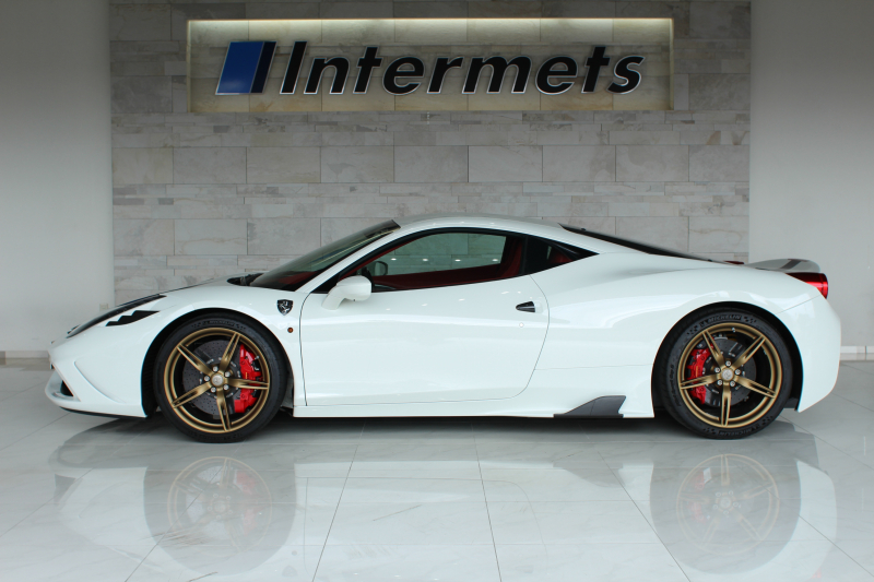 フェラーリ 458スペチアーレ 走行距離1,640km 中古車 情報
