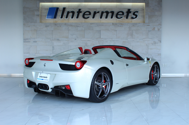 【美品】フェラーリFerrari458Spider ホワイト 1/18 限定品 Ferrari-458-Spyder_014.jpg