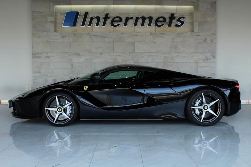 フェラーリ専門店インターメッツ / フェラーリ・ランボルギーニの中古